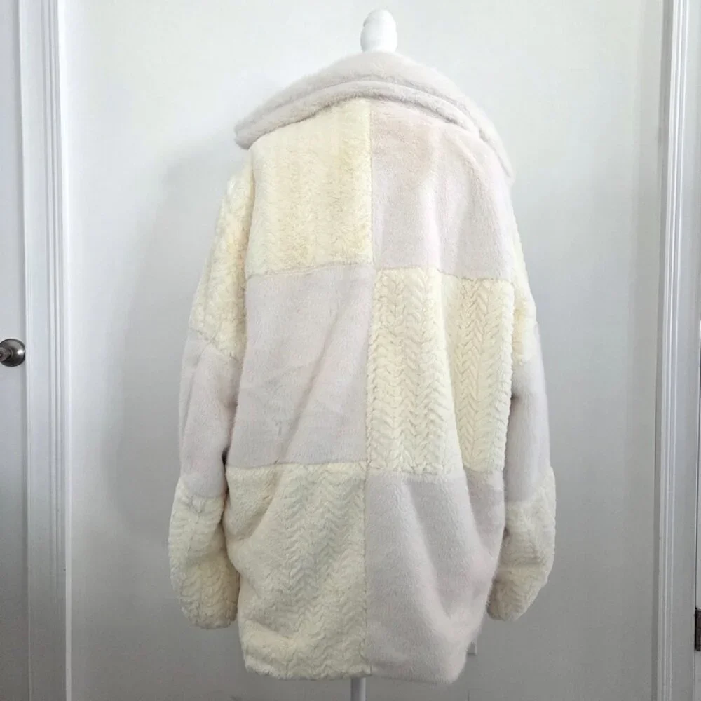 Forever 21‎ Cream Patchwork Faux Fur Coat Men's Large Mob Wife Winter Cozy White